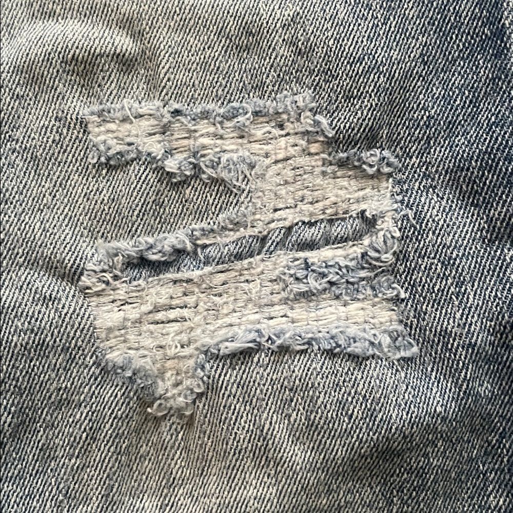 Old Navy 360 Stretch Distressed Jeans Light Wash Boy’s Sz 10 Slim - Picture 8 of 11
